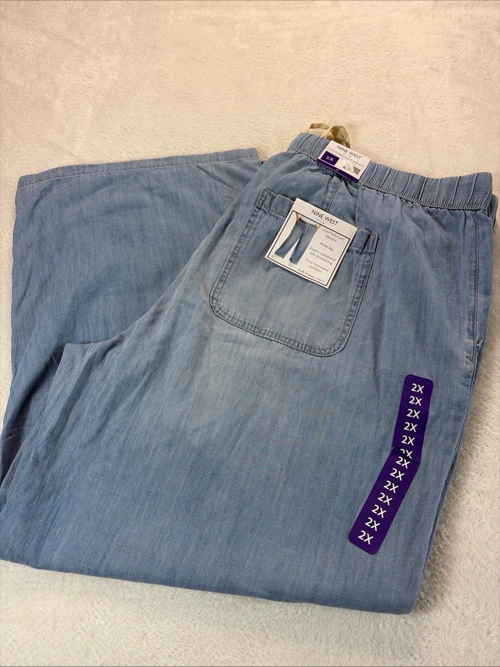 Nine West Women's Relaxed Fit Lightweight Wide Leg Denim Jeans